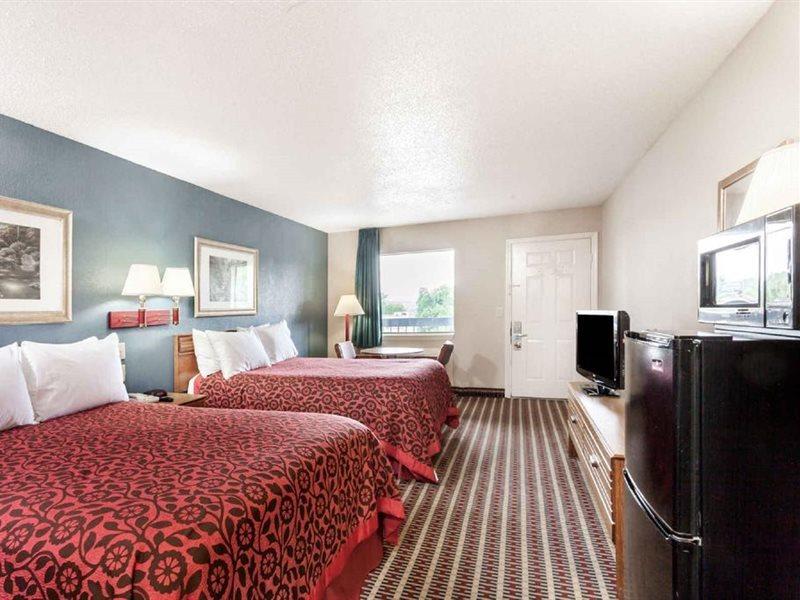 Days Inn By Wyndham Nashville N Opryland/Grand Ole Opry Экстерьер фото