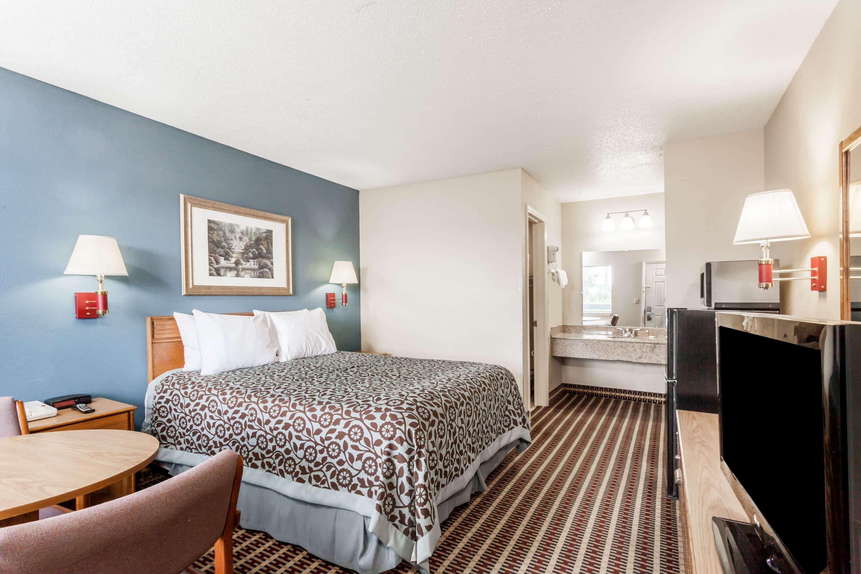 Days Inn By Wyndham Nashville N Opryland/Grand Ole Opry Экстерьер фото